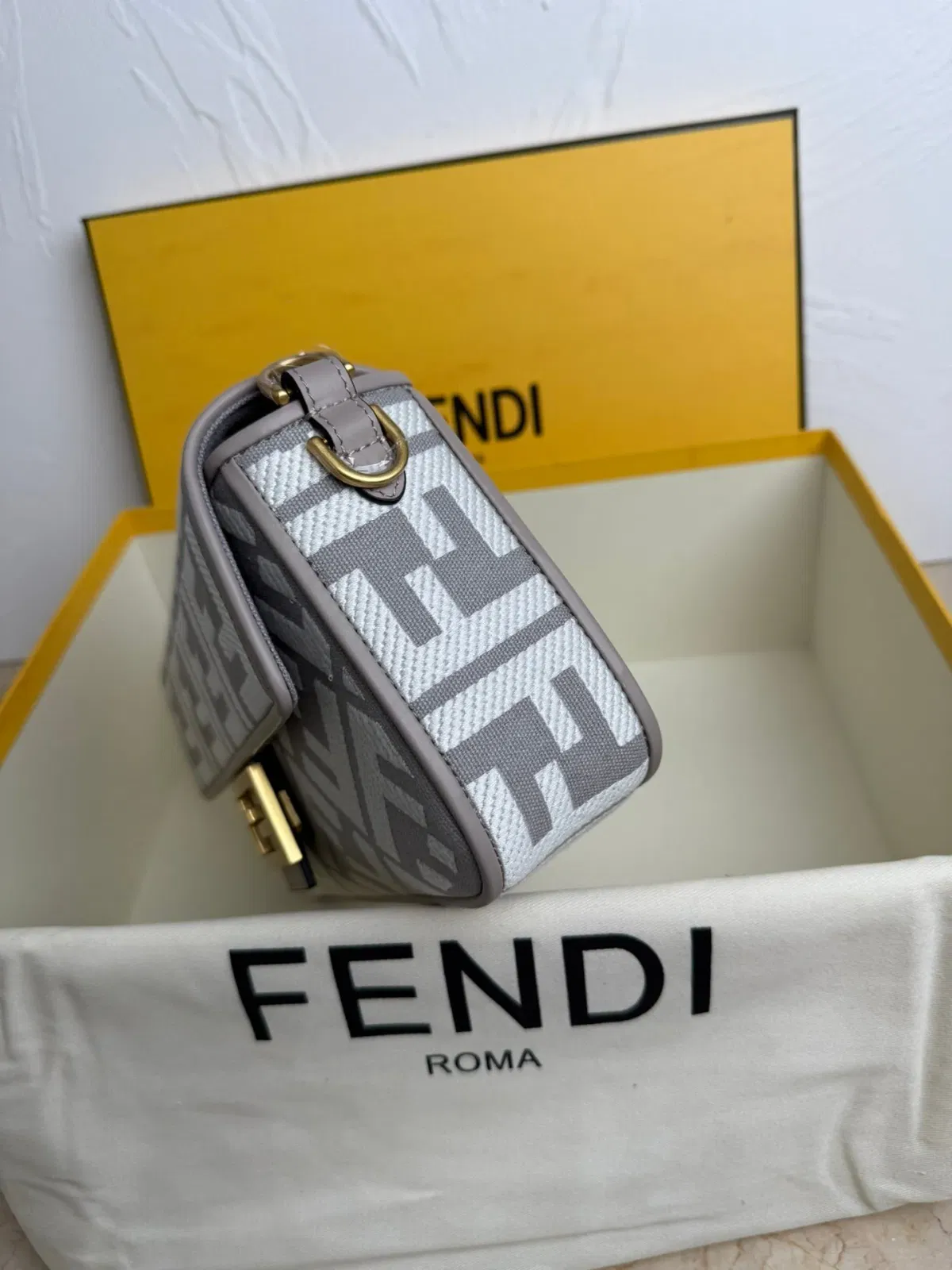 Luxury Bags - High-Quality Designer Products for You - AFFORDABLE LUXURY BAGS - 19098 — image 3