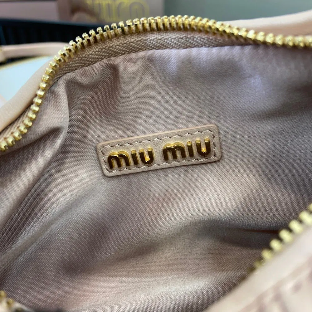 Luxury Bags Miun Miun Luxury Bag --122164 — image 9