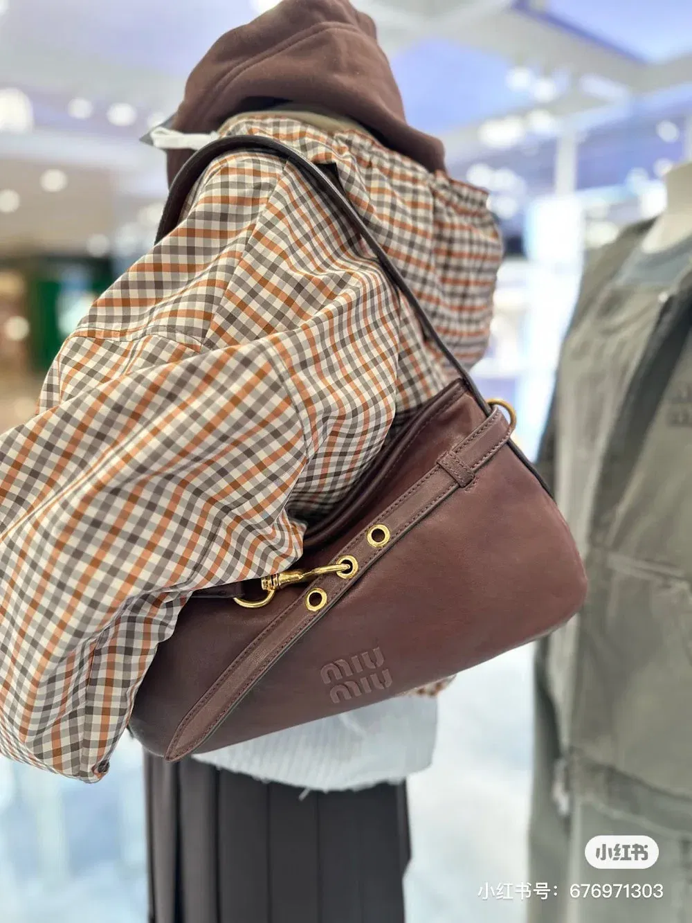 Luxury Bags Miun Miun Luxury Bag --122401 — image 4