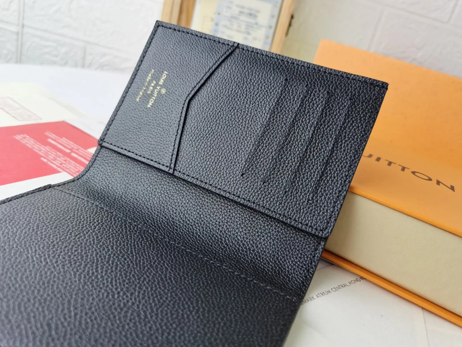 Luxury Bags Elite Carryalls — image 4