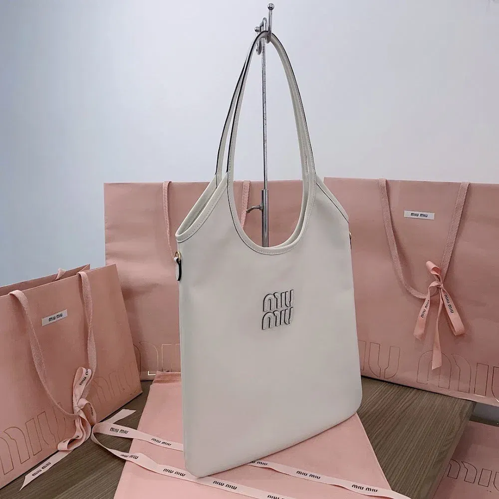 Luxury Bags Miun Miun Luxury Bag --122458 — image 2