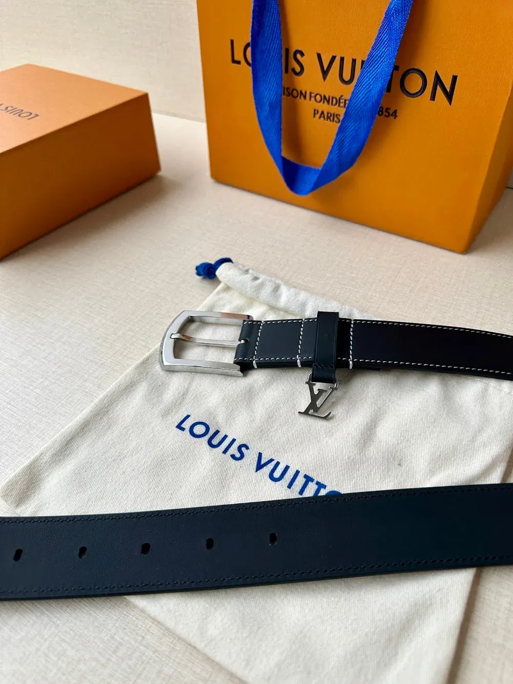 Luxury Bags ln Luxury Belt --100409 — image 4