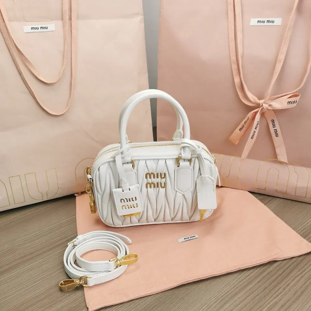 Luxury Bags Miun Miun Luxury Bag --122310