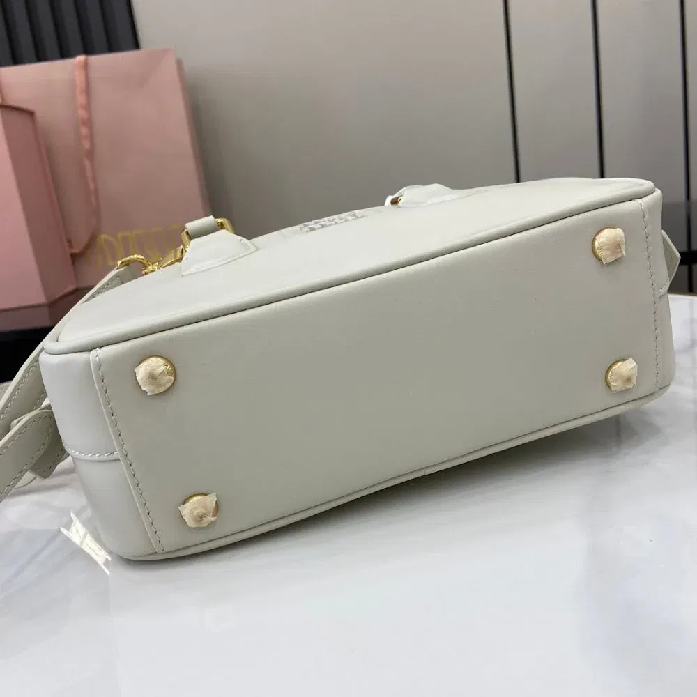 Luxury Bags Miun Miun Luxury Bag --122189 — image 6