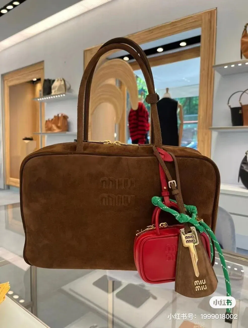 Luxury Bags Miun Miun Luxury Bag --122421 — image 9