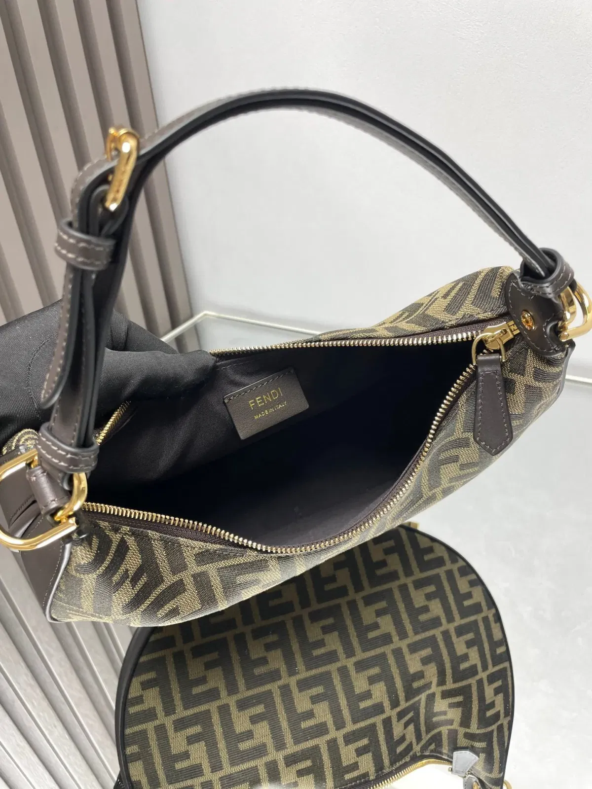 Luxury Bags Bags - Premium Luxury Goods and Accessories - AFFORDABLE LUXURY BAGS - 19157 — image 7