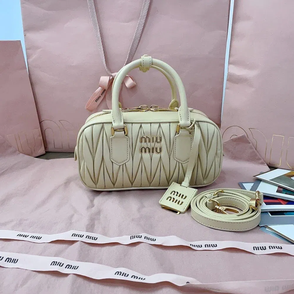 Luxury Bags Miun Miun Luxury Bag --122230