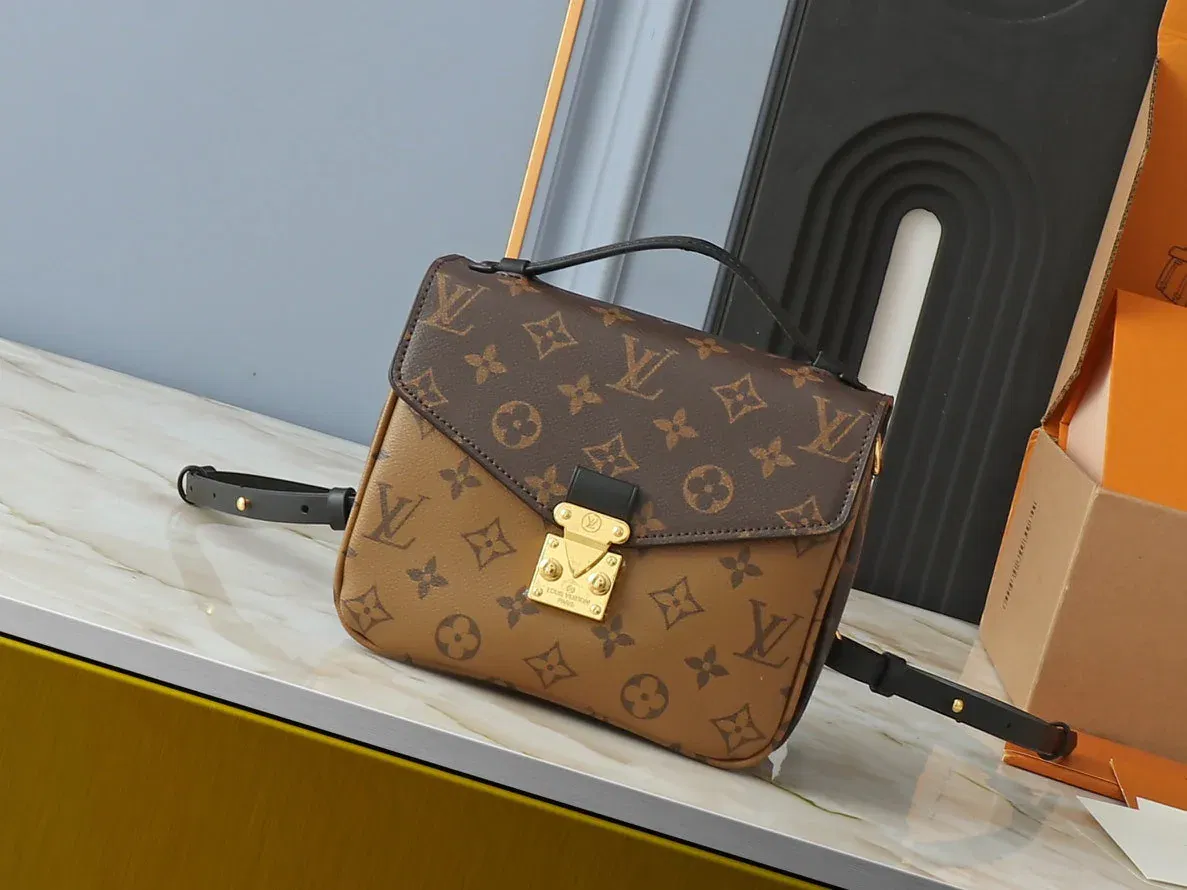 Luxury Bags Elite Carryalls