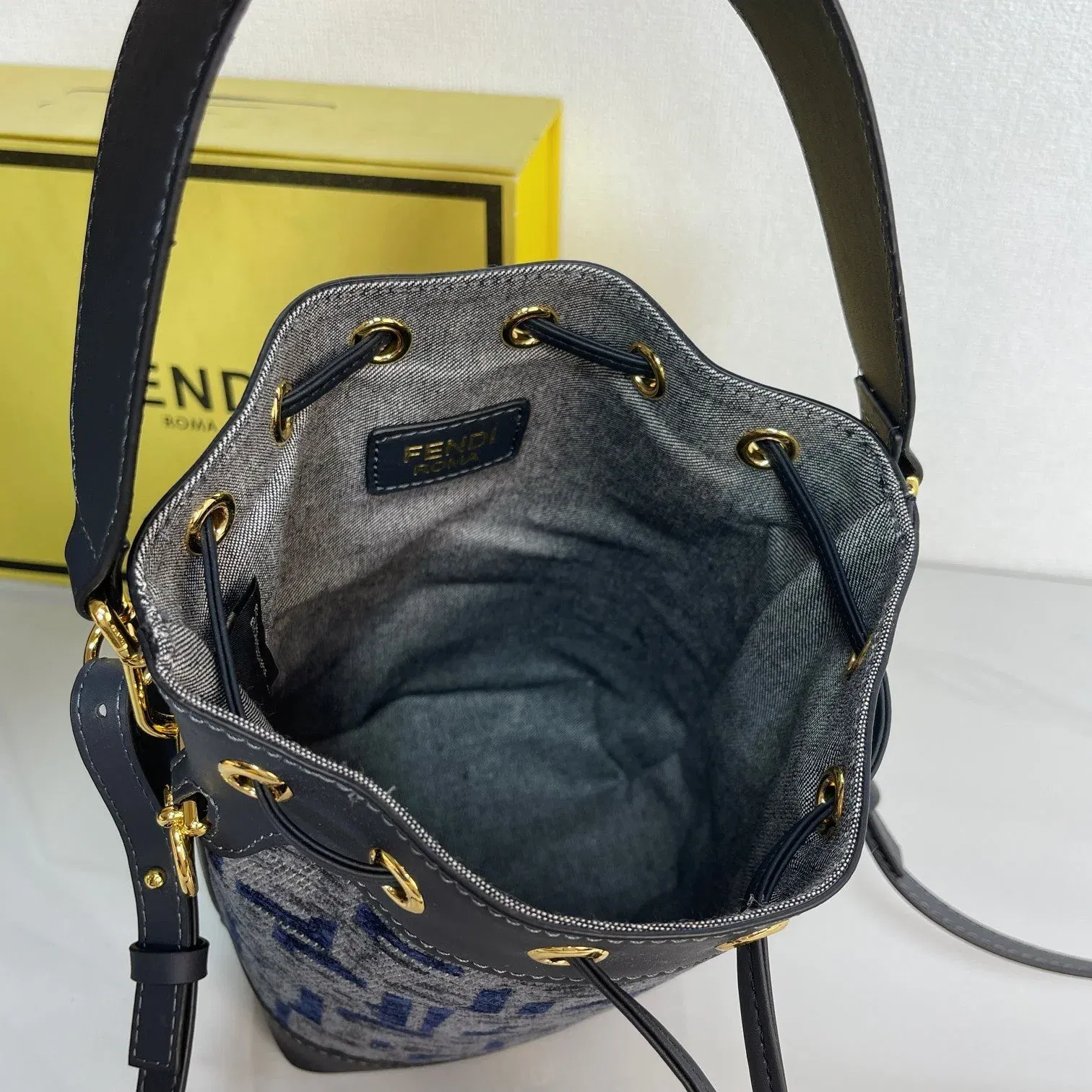 Luxury Bags Elite Carryalls — image 4