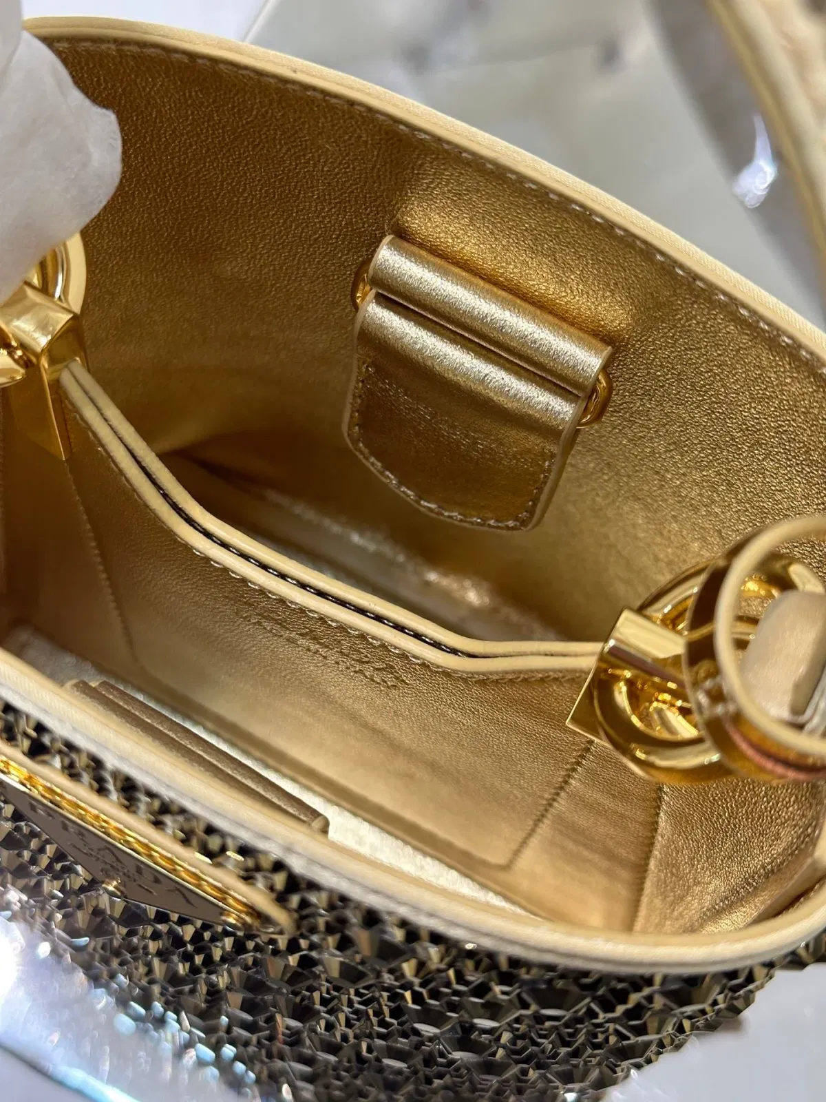 Luxury Bags - DESIGNER BAGS FOR WOMEN - AFFORDABLE LUXURY BAGS - 14011 — image 9
