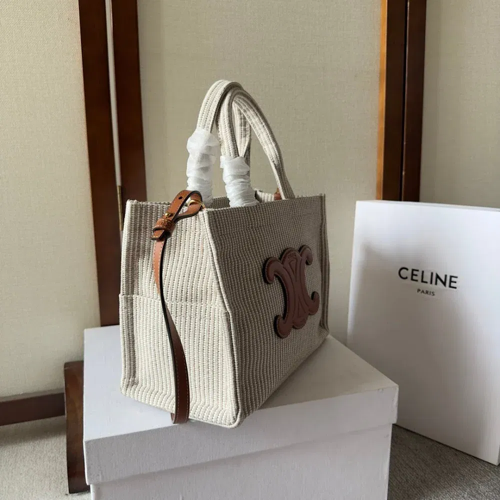 Luxury Bags Celine Luxury Bag --112228 — image 2