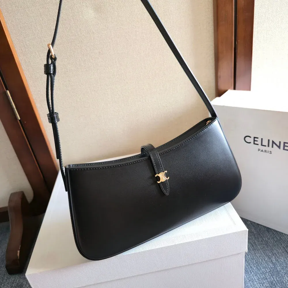 Luxury Bags Celine Luxury Bag --112210 — image 5