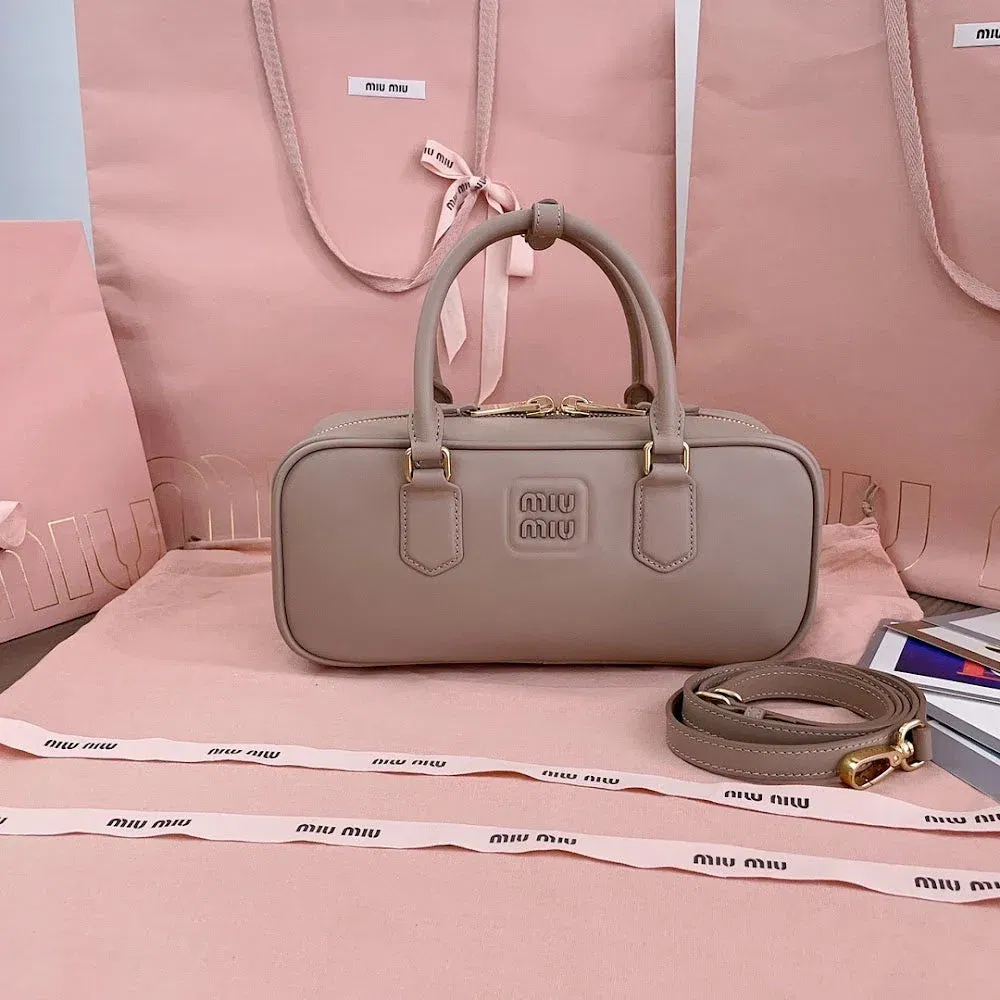 Luxury Bags Miun Miun Luxury Bag --122300