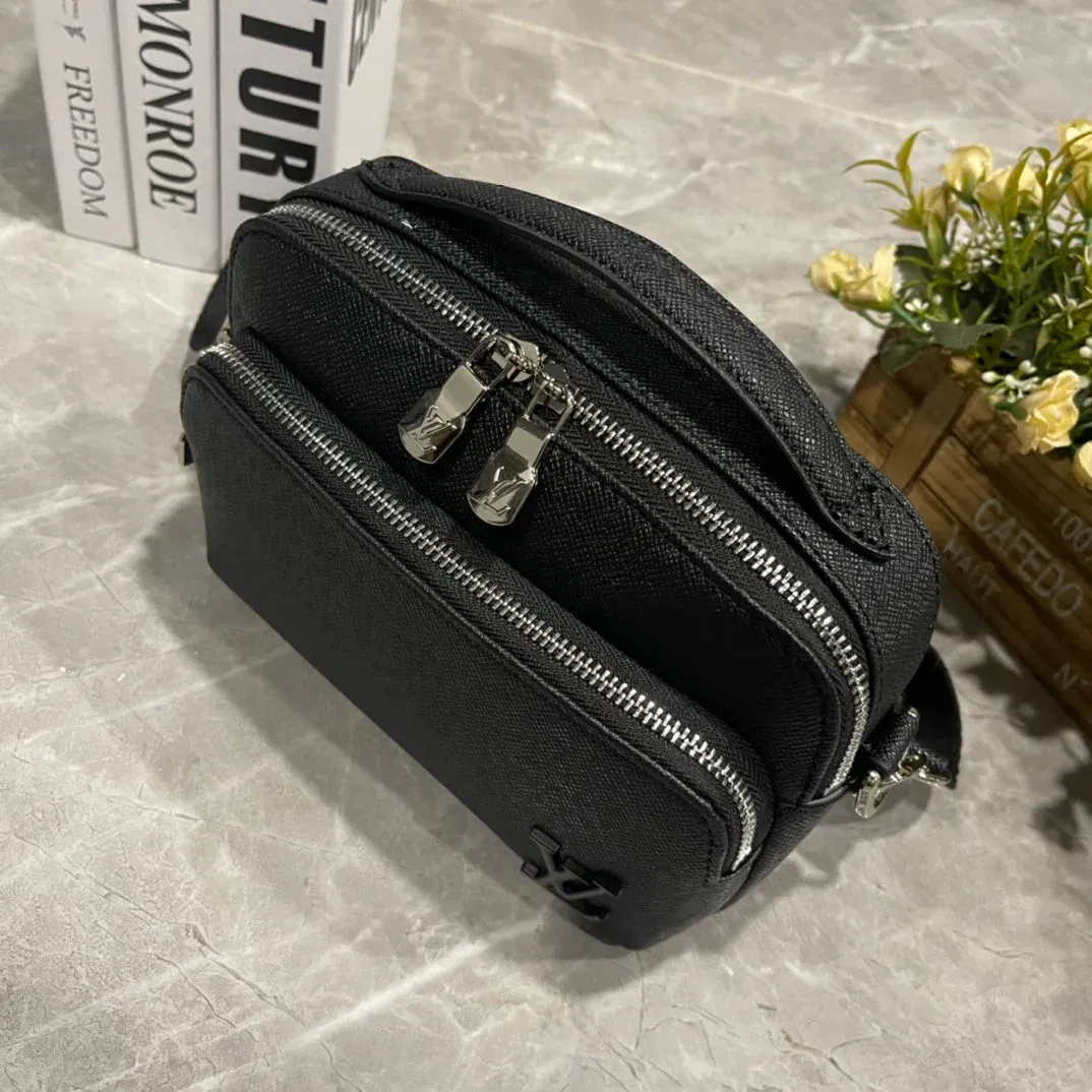 Luxury Bags Elite Carryalls — image 2