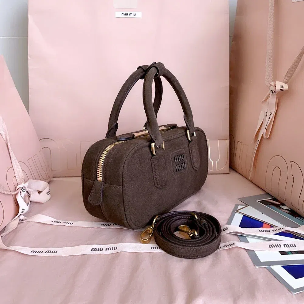 Luxury Bags Miun Miun Luxury Bag --122587 — image 2