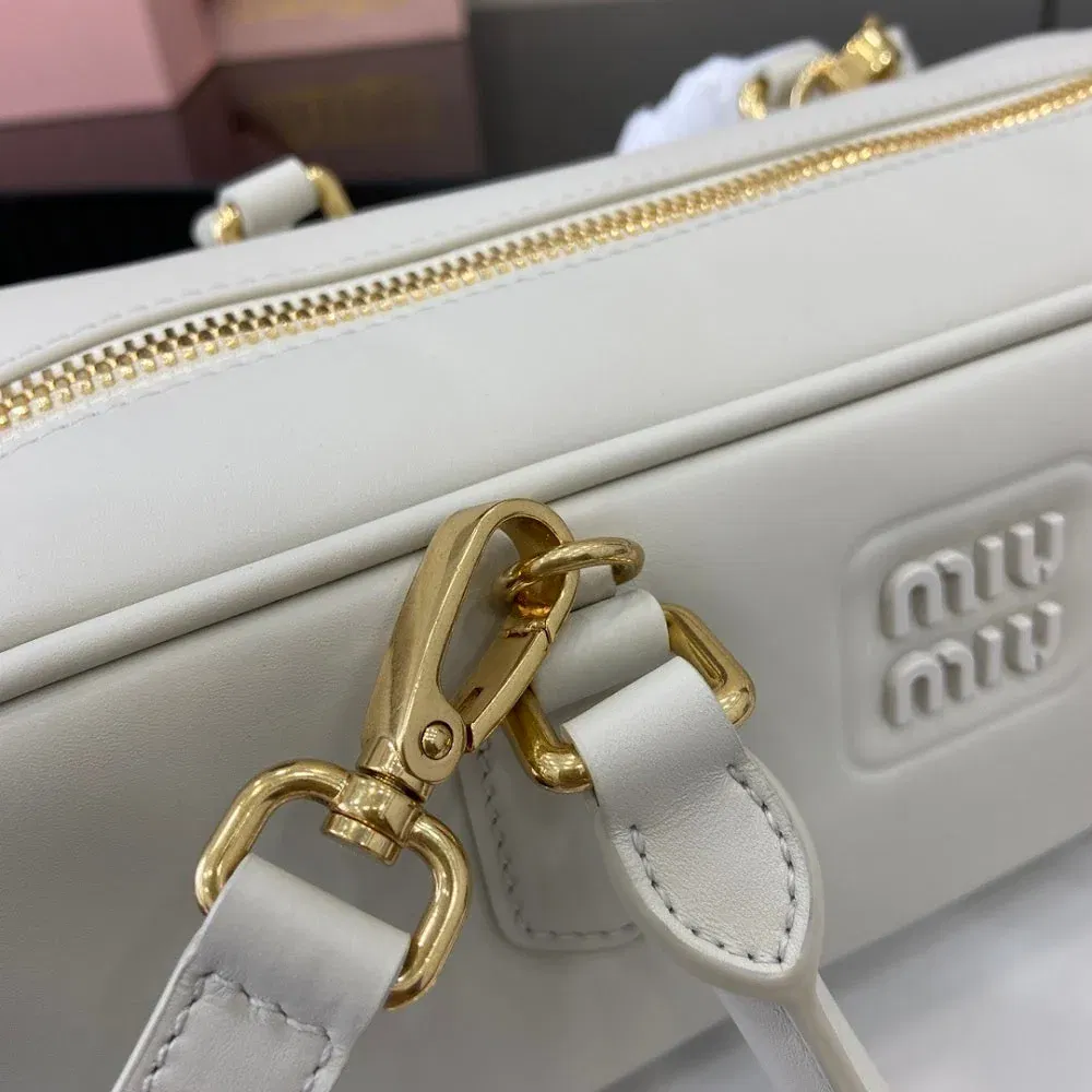 Luxury Bags Miun Miun Luxury Bag --122197 — image 10