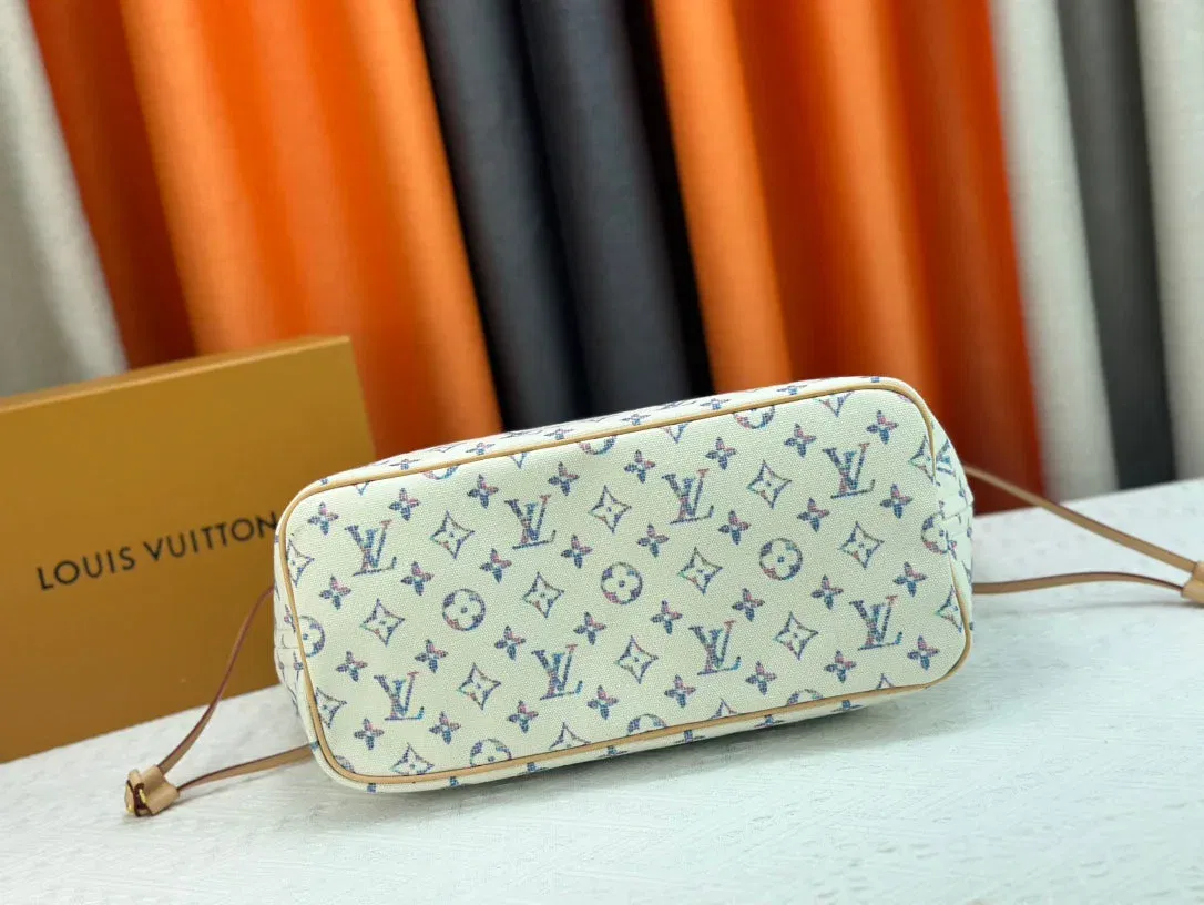 Luxury Bags Elite Carryalls — image 3