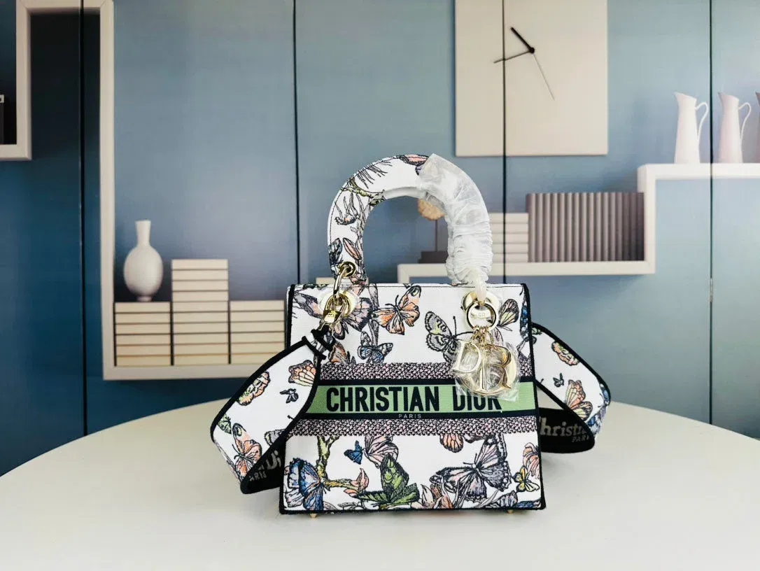Luxury Bags Elite Carryalls