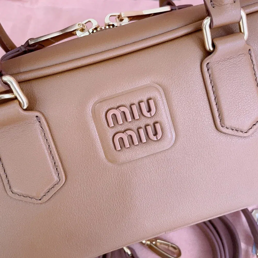 Luxury Bags Miun Miun Luxury Bag --122297 — image 5