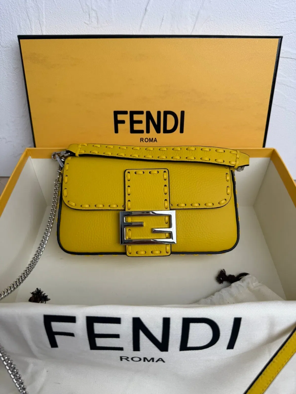 Luxury Bags - Premium Luxury Goods and Accessories - AFFORDABLE LUXURY BAGS - 19109