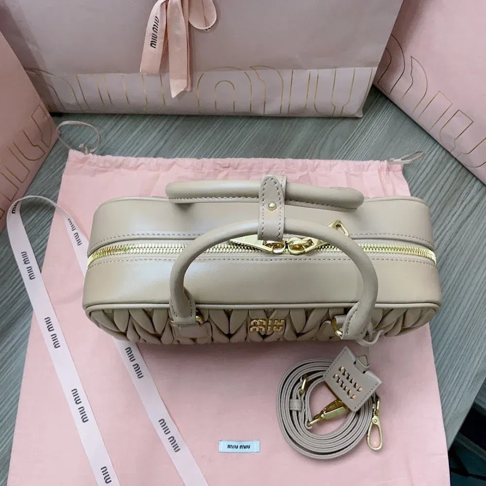Luxury Bags Miun Miun Luxury Bag --122387 — image 5
