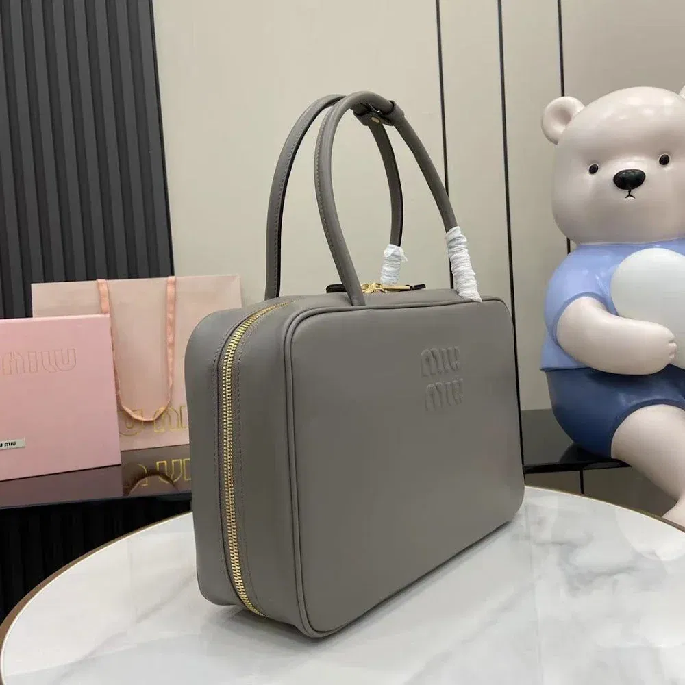Luxury Bags Miun Miun Luxury Bag --122211 — image 2