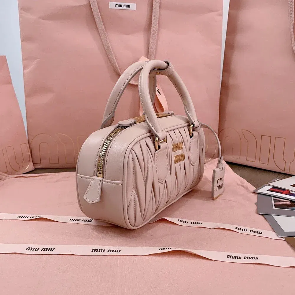 Luxury Bags Miun Miun Luxury Bag --122470 — image 2