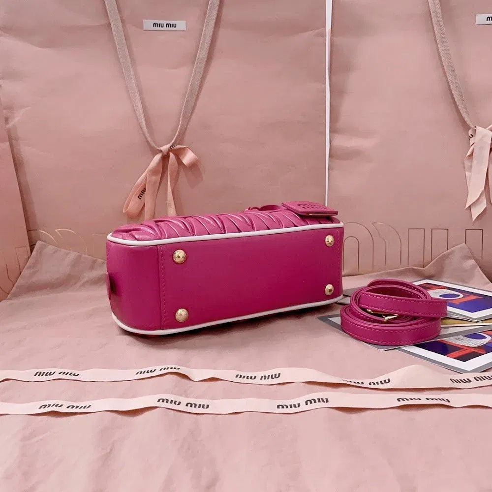 Luxury Bags Miun Miun Luxury Bag --122501 — image 4
