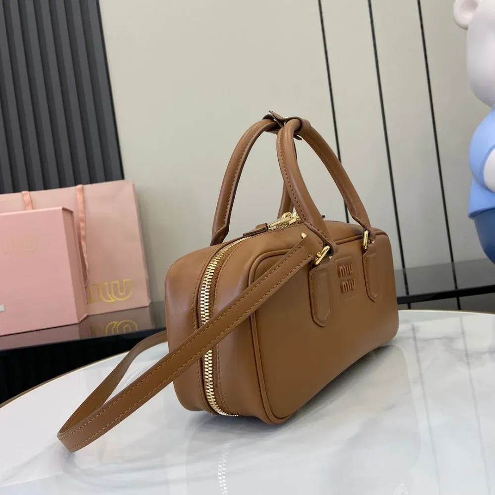 Luxury Bags Miun Miun Luxury Bag --122195 — image 4