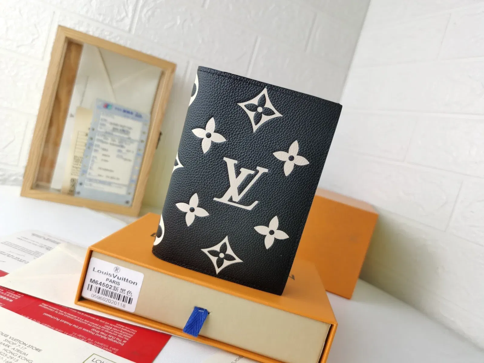 Luxury Bags Elite Carryalls