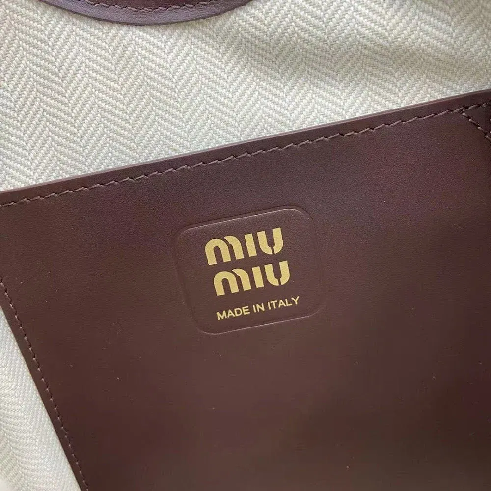 Luxury Bags Miun Miun Luxury Bag --122223 — image 9