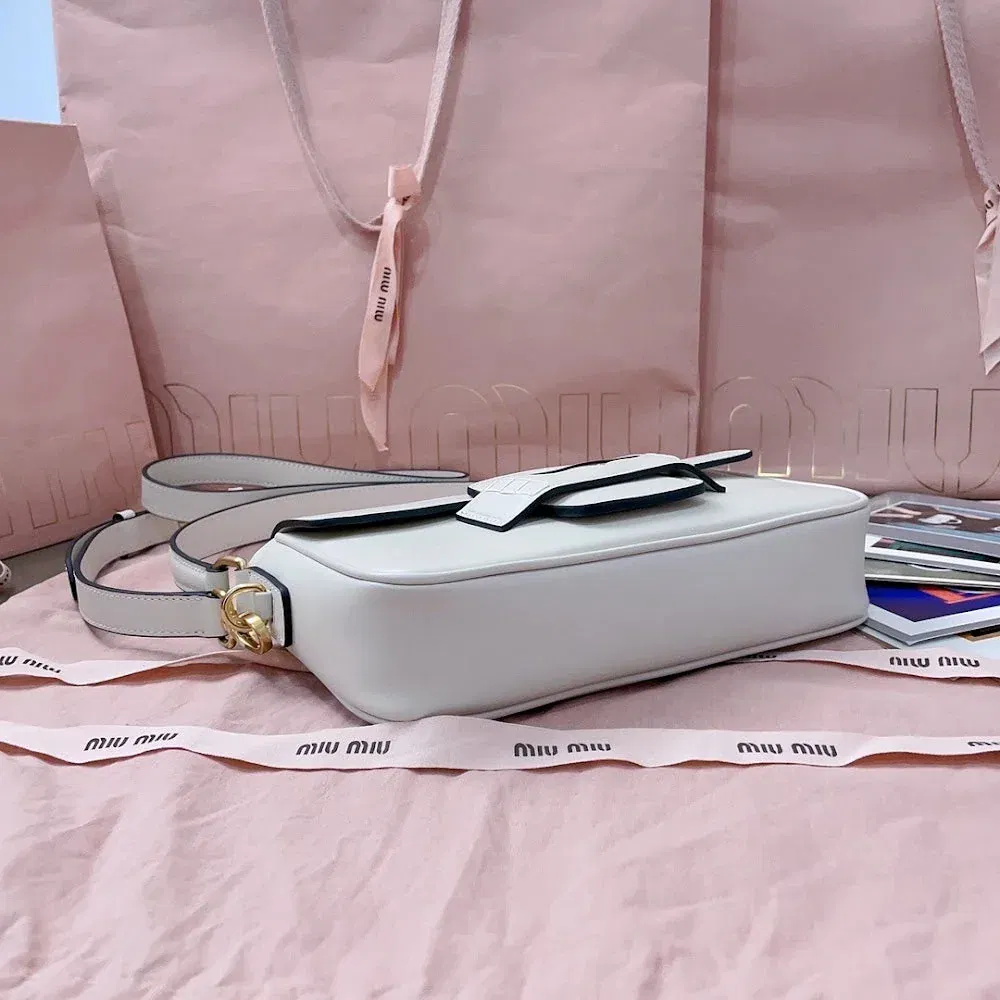 Luxury Bags Miun Miun Luxury Bag --122595 — image 4
