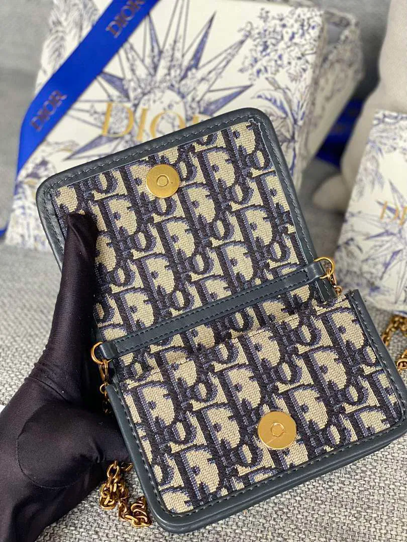 Luxury Bags - DESIGNER BAGS FOR WOMEN - AFFORDABLE LUXURY BAGS - 18899 — image 3