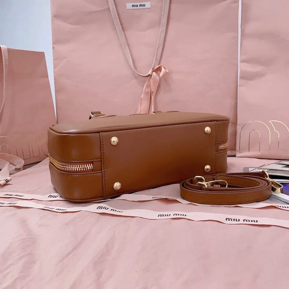 Luxury Bags Miun Miun Luxury Bag --122304 — image 4